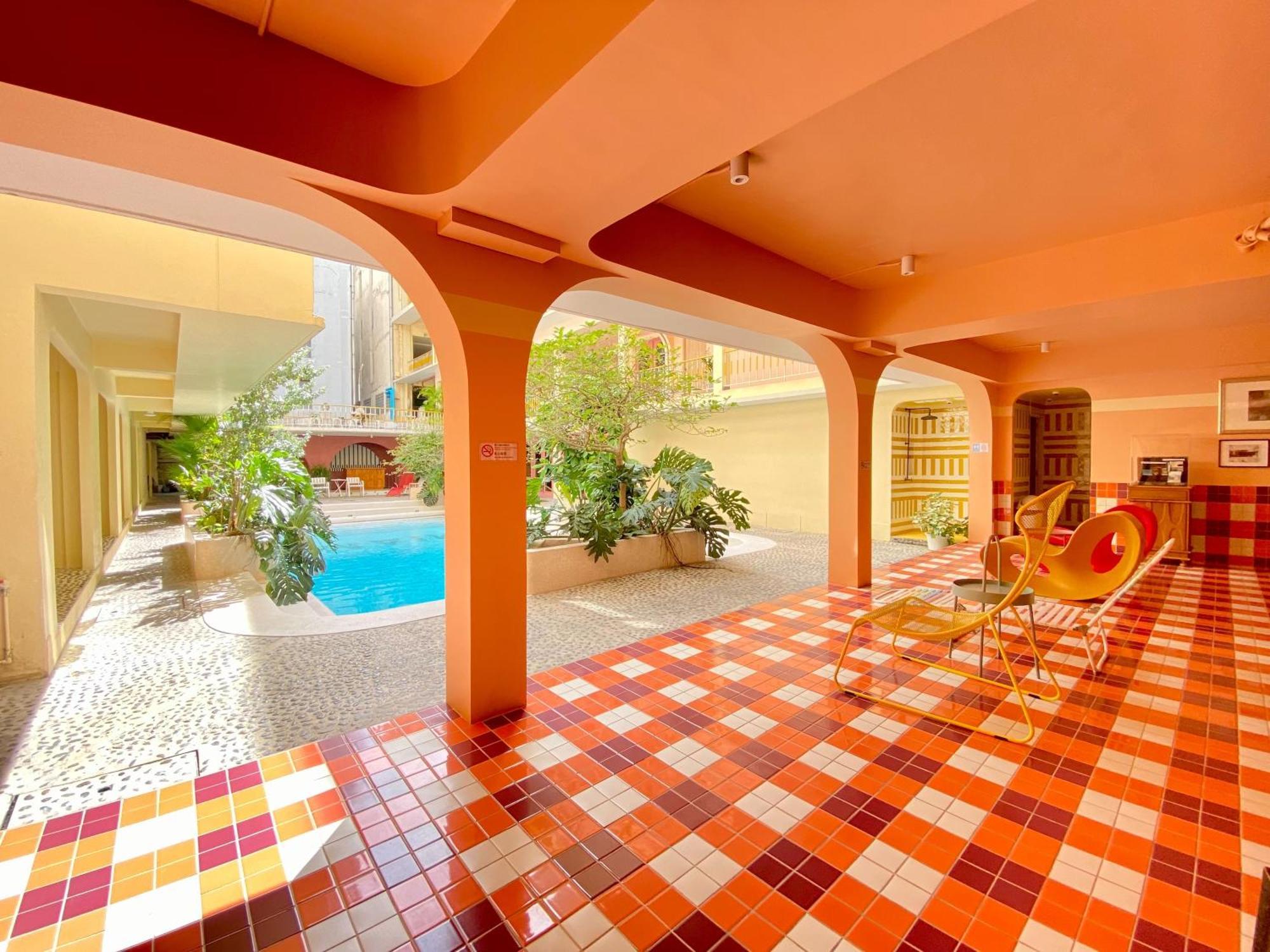 Miami Hotel Бангкок Екстер'єр фото