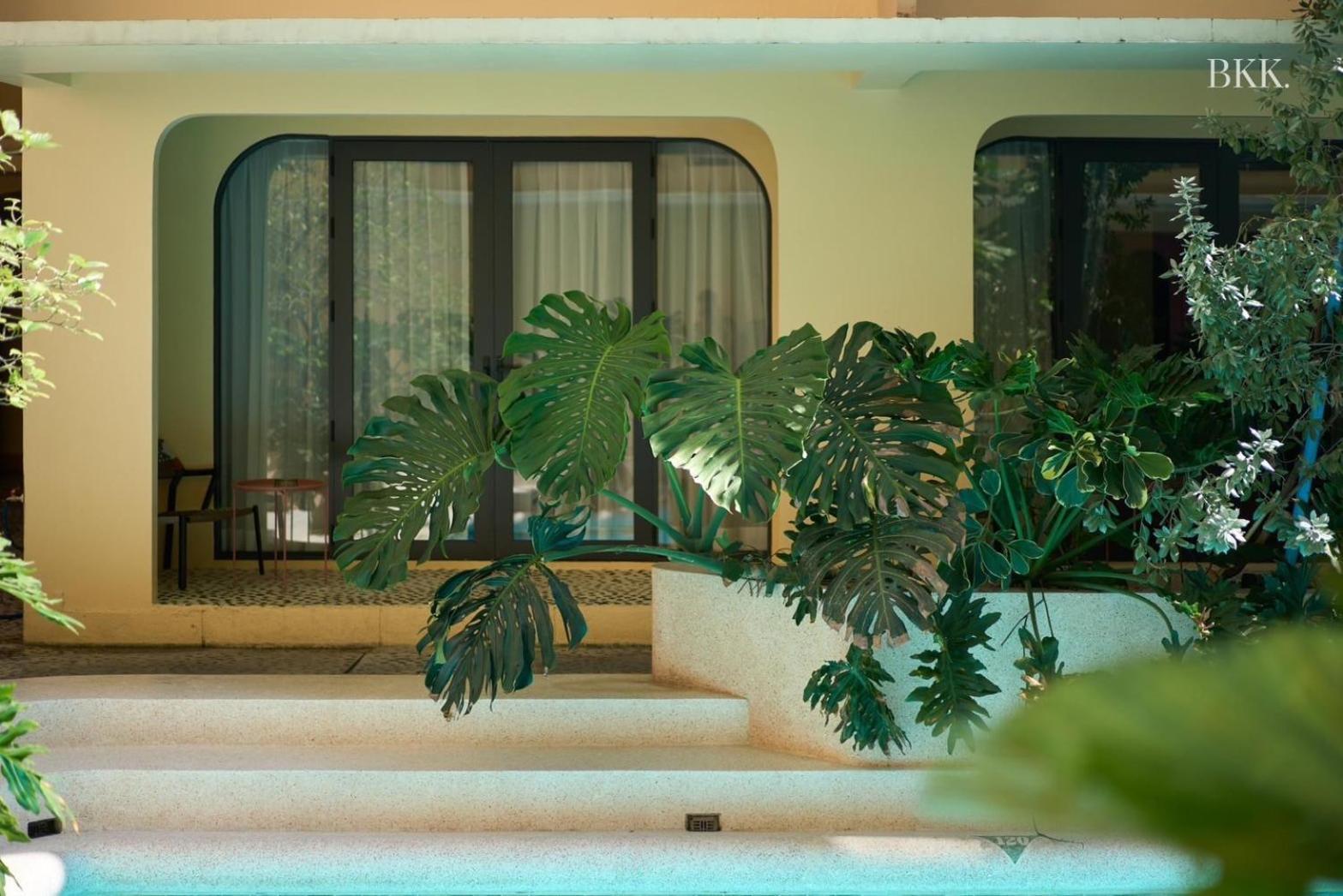 Miami Hotel Бангкок Екстер'єр фото
