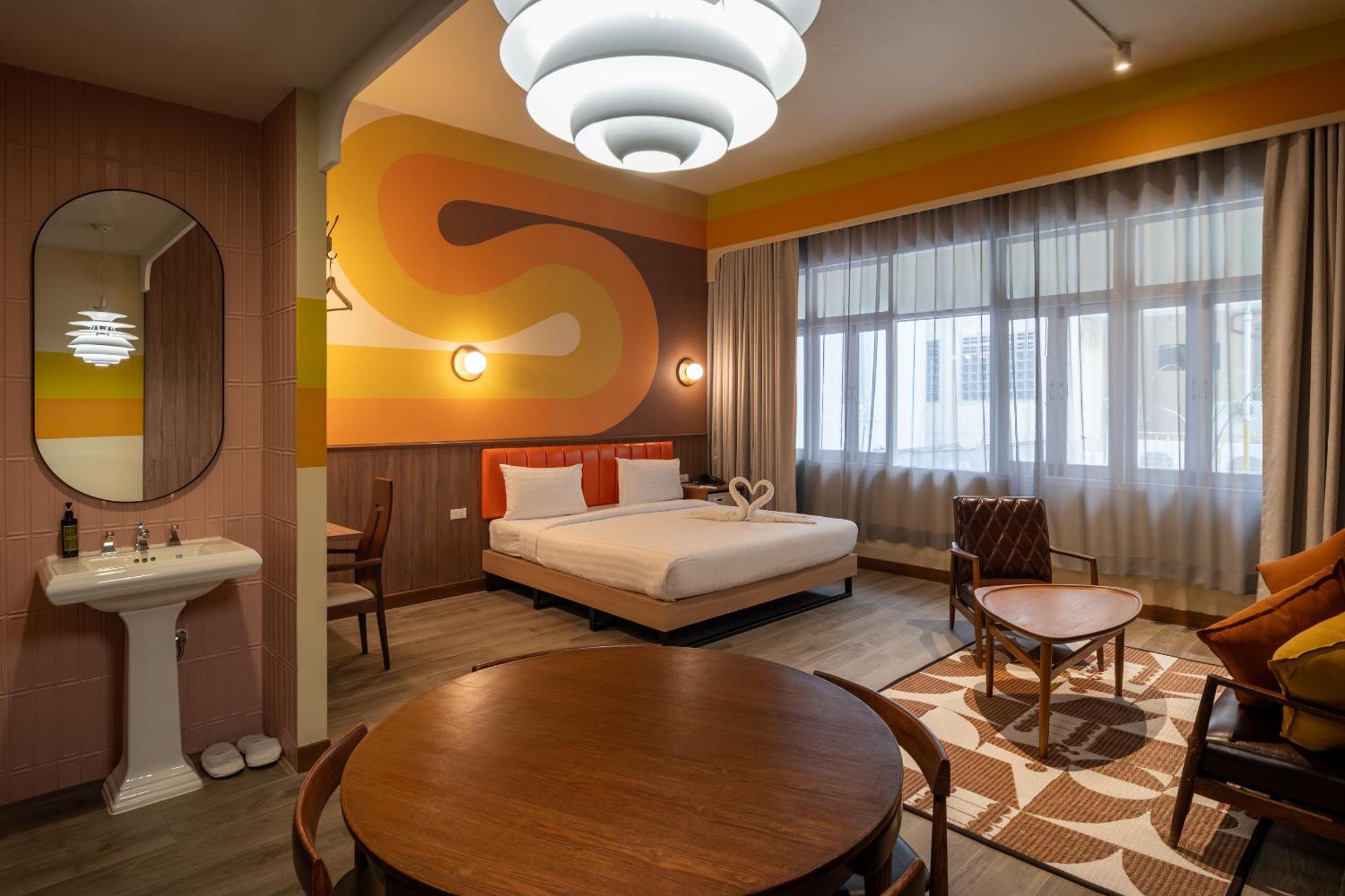 Miami Hotel Бангкок Екстер'єр фото