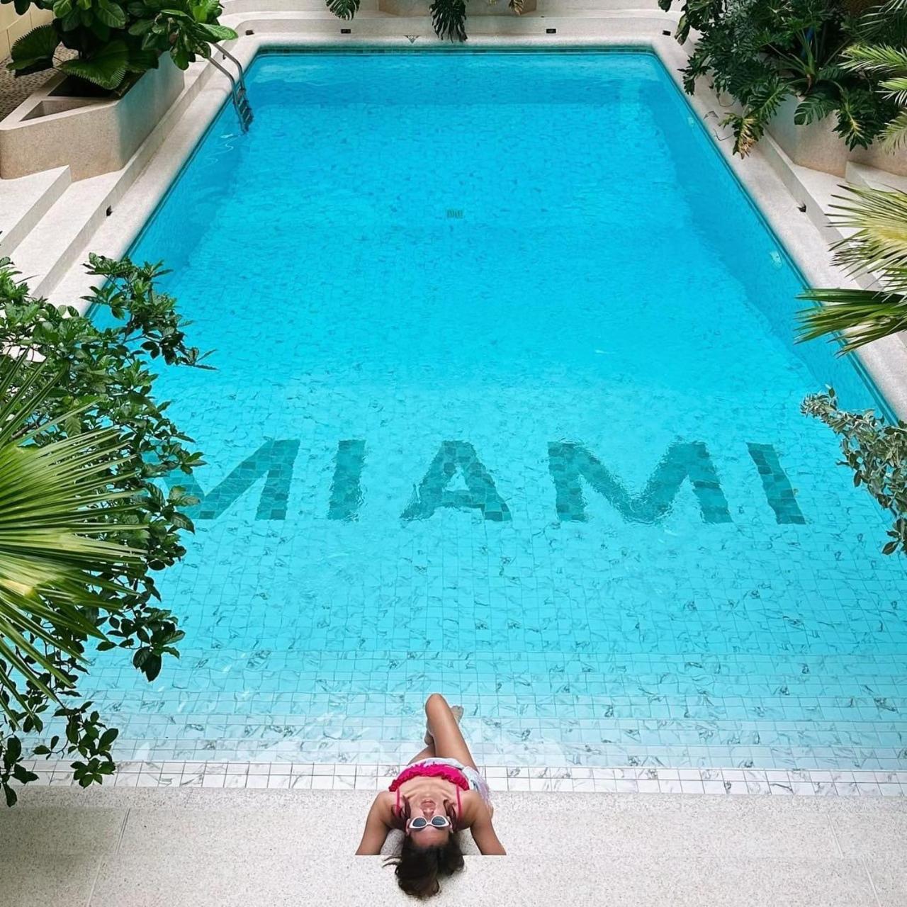 Miami Hotel Бангкок Екстер'єр фото