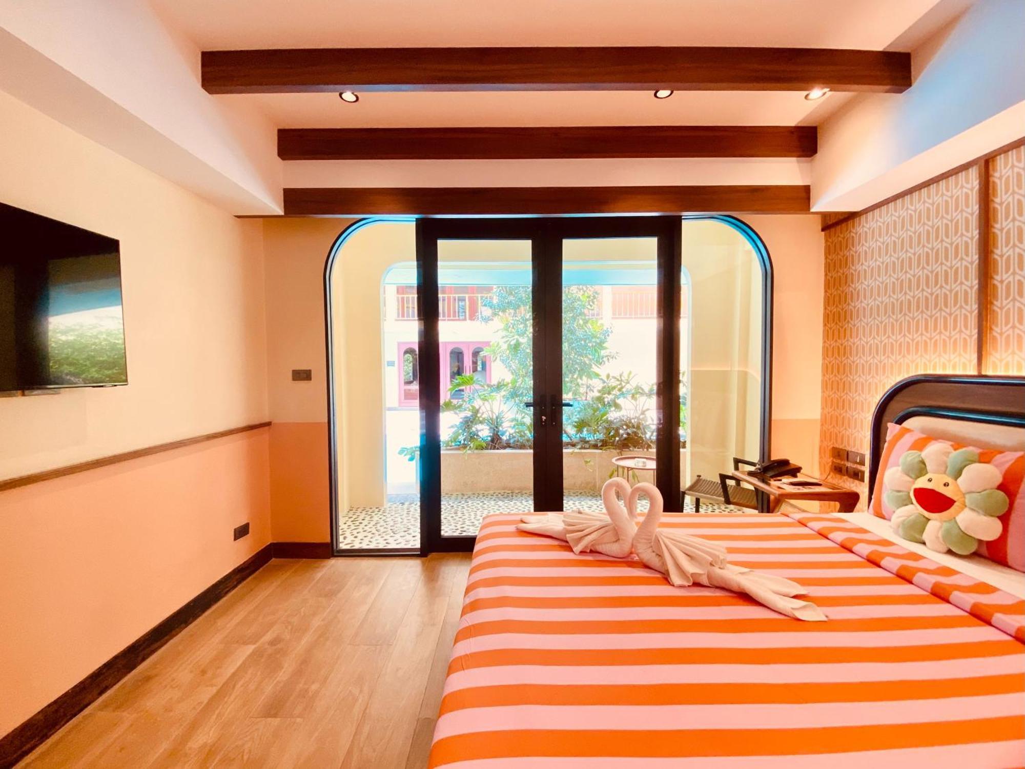Miami Hotel Бангкок Номер фото