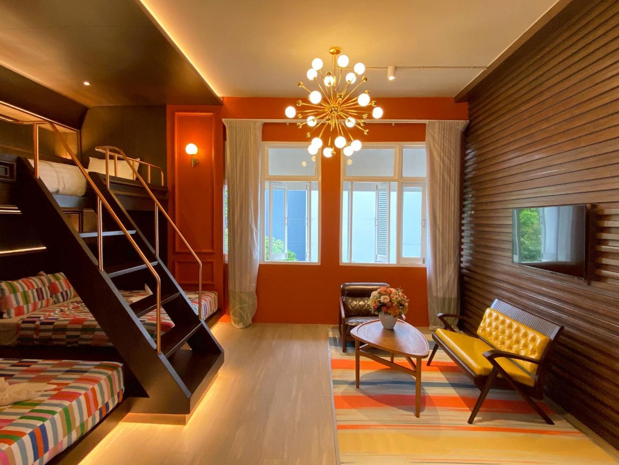 Miami Hotel Бангкок Екстер'єр фото